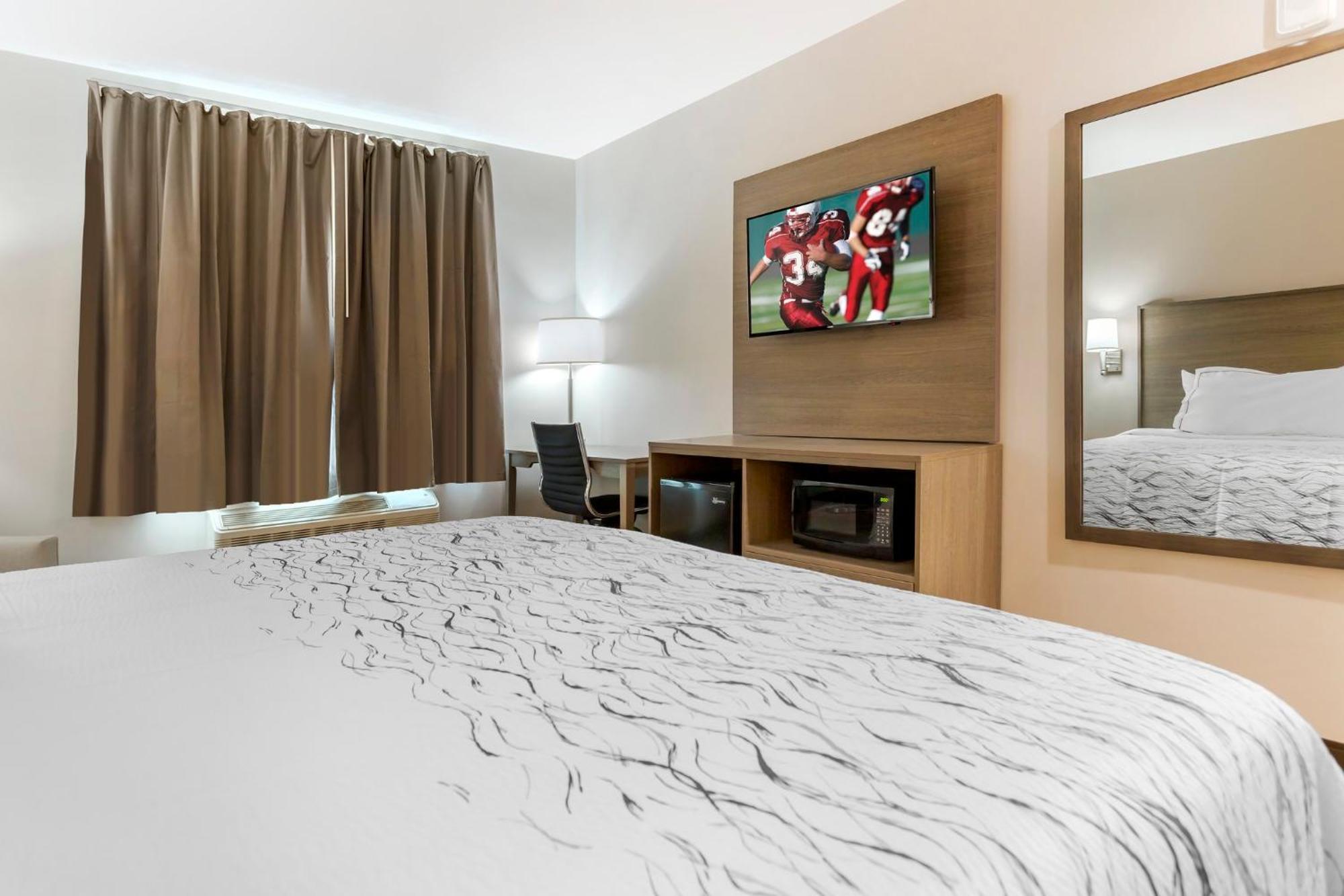 Red Roof Inn Plus Jamaica, Ny - Jfk Airport Нью-Йорк Экстерьер фото